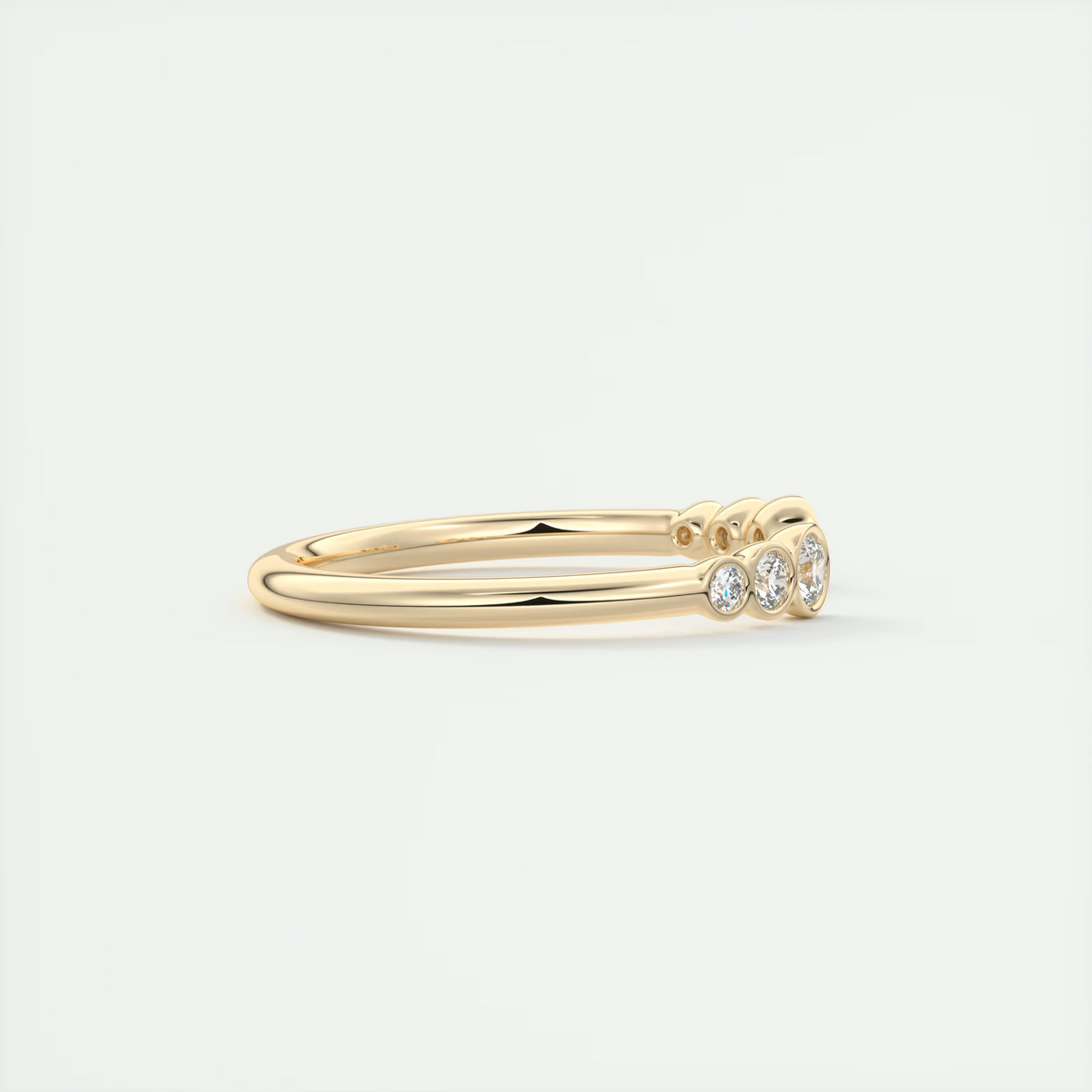 Graduated Open Bezel Wedding Band (0.20 TCW)