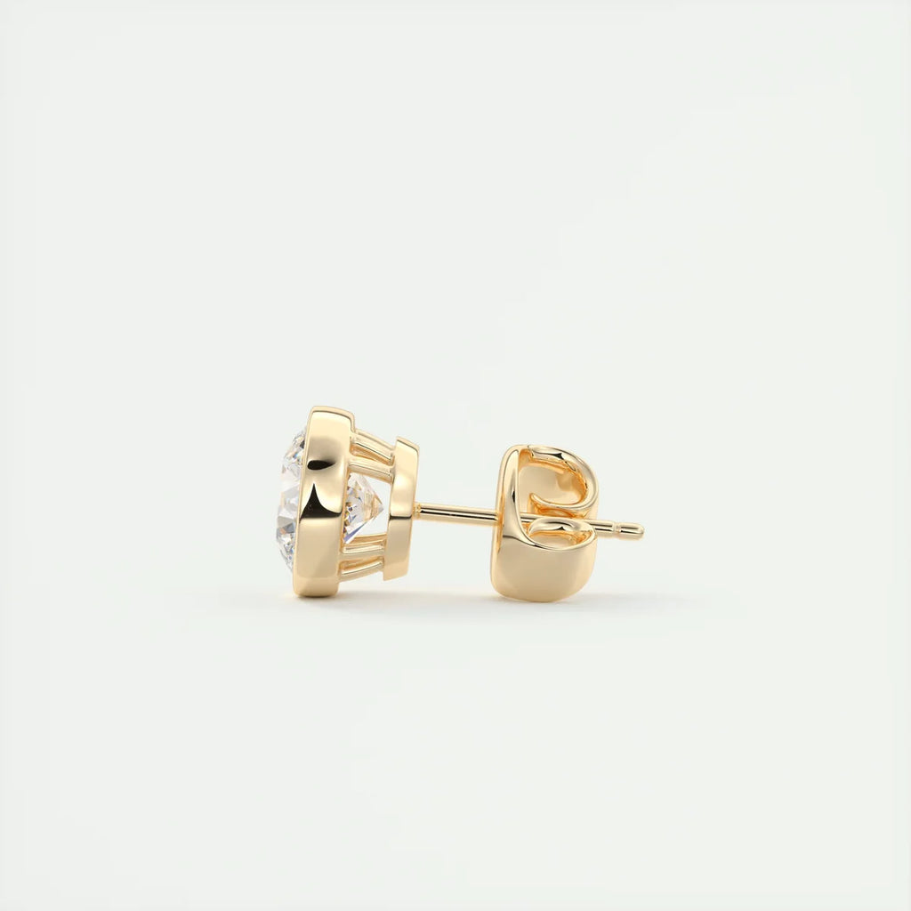 2 ct Round Diamond Studs 4